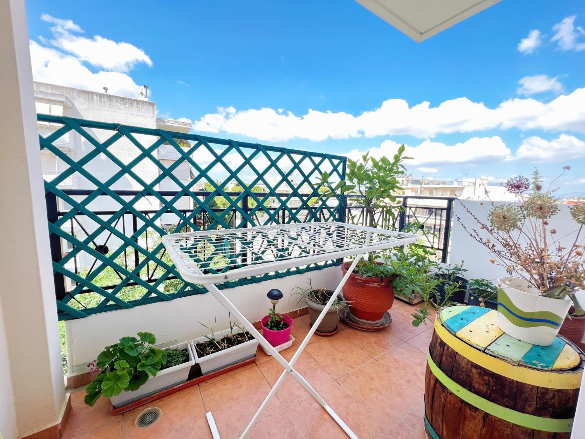 Cozy Fairytal Garden Apartment, Family Friendly, Free Parking, 15 Min To Airport Athènes Extérieur photo