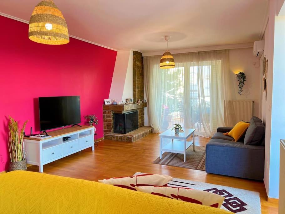 Cozy Fairytal Garden Apartment, Family Friendly, Free Parking, 15 Min To Airport Athènes Extérieur photo